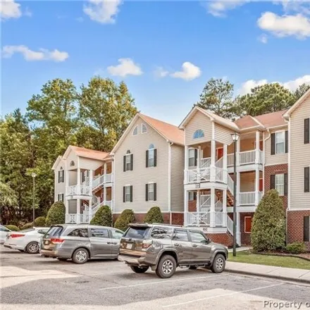 Rent this 3 bed condo on 263 Ridgeway Drive in Fayetteville, NC 28311