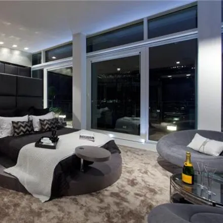 Image 4 - Pavilion Apartments, 34 St John's Wood Road, London, NW8 8UL, United Kingdom - House for sale