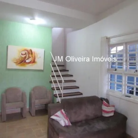 Buy this 2 bed house on Rua José Giordano in Central Parque 4-L, Itapetininga - SP