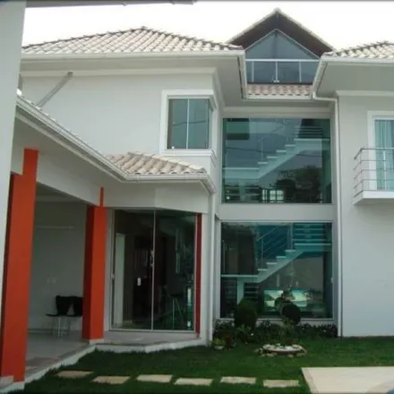 Rent this 4 bed house on unnamed road in Novo Horizonte, Macaé - RJ