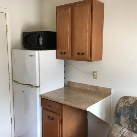 Rent this 1 bed room on Grant Avenue in Willow Grove, Upper Moreland Township