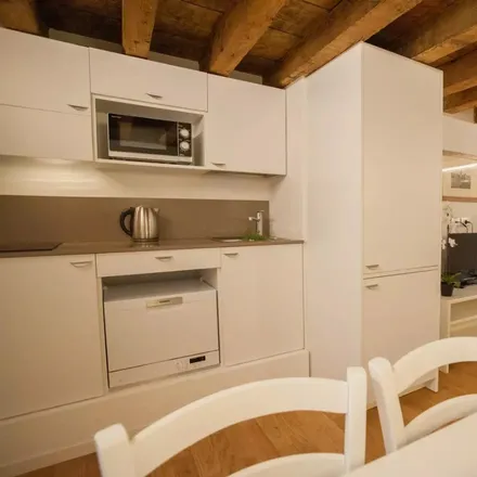 Image 5 - Via Adua, 1a, 37121 Verona VR, Italy - Apartment for rent