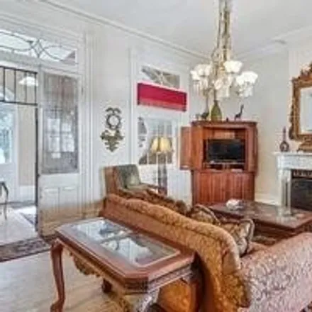 Image 6 - 734 Royal Street, New Orleans, LA 70116, USA - Townhouse for sale