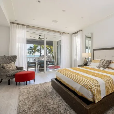 Rent this 4 bed house on Islamorada