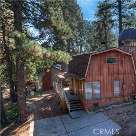 Image 3 - 31881 31595 Luring Pines Drive, Running Springs, CA 92382, USA - House for sale