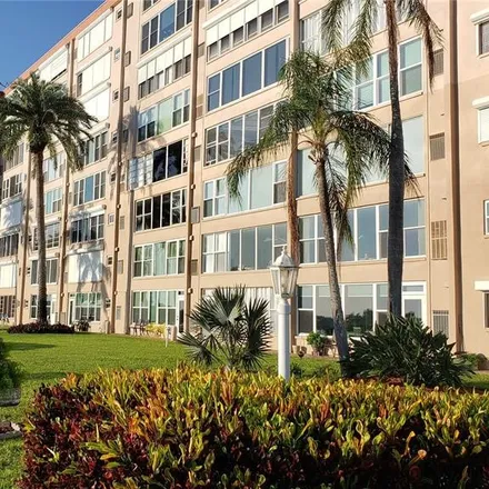 Buy this 1 bed condo on 1837 Shore Drive South in South Pasadena, Pinellas County