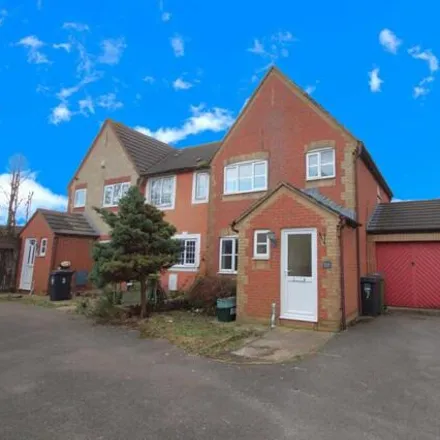 Buy this 3 bed house on Ellis Park in West Wick, BS22 7FA