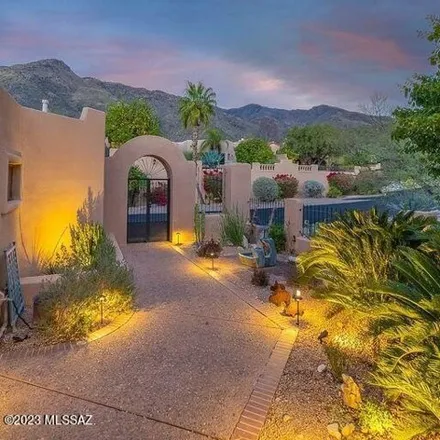 Image 2 - 6722 North Chapultapec Circle, Catalina Foothills, AZ 85750, USA - House for rent