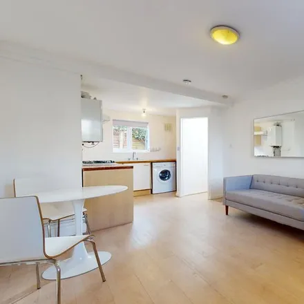 Rent this 1 bed apartment on Mount Ephraim Road in London, SW16 1DN