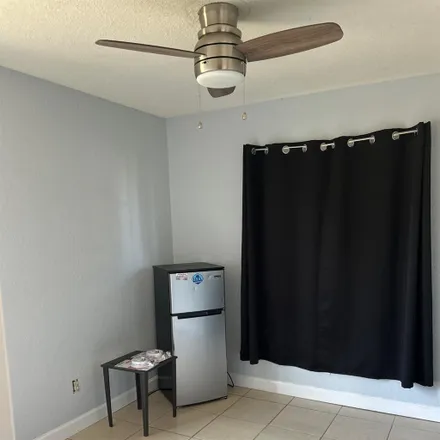 Rent this 1 bed room on 681 5th Avenue Northeast in Largo, FL 33770