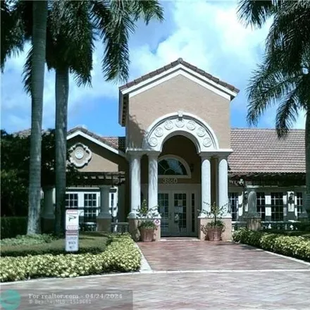 Image 1 - Lyons Road, Coconut Creek, FL 33073, USA - Condo for rent