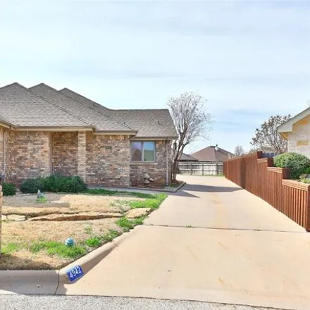 Buy this 3 bed house on 4998 Durham Circle in Abilene, TX 79606