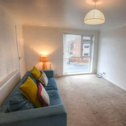 Image 3 - Trentham Avenue, Newcastle upon Tyne, NE7 7NQ, United Kingdom - Apartment for rent