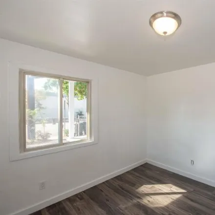 Image 6 - 1441 Hoover Avenue, National City, CA 91950, USA - House for sale