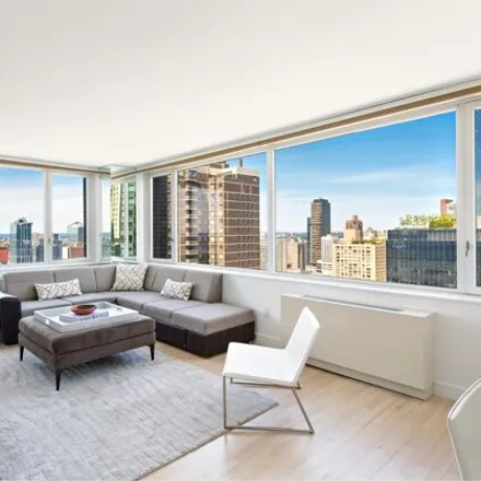 Rent this 3 bed apartment on The Sheffield 57 in 322 West 57th Street, New York