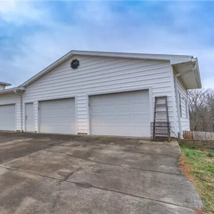 Buy this 5 bed house on I 70 in Guernsey County, OH 43768
