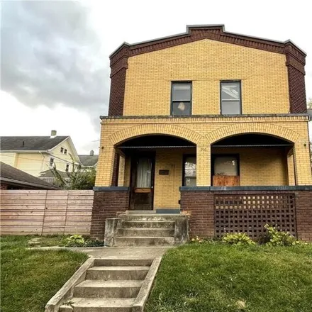 Buy this 2 bed house on 916 Lorain Avenue in Dayton, OH 45410
