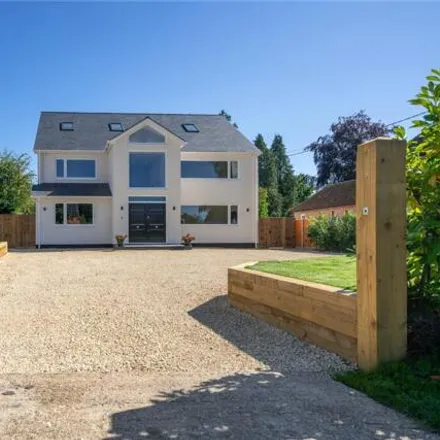 Buy this 6 bed house on New Road in Aston Clinton, HP22 5JD