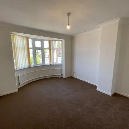 Image 1 - East Bawtry Road, Rotherham, S60 4LQ, United Kingdom - Duplex for rent