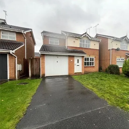 Buy this 3 bed house on Kintyre Close in Ellesmere Port, CH65 9LH
