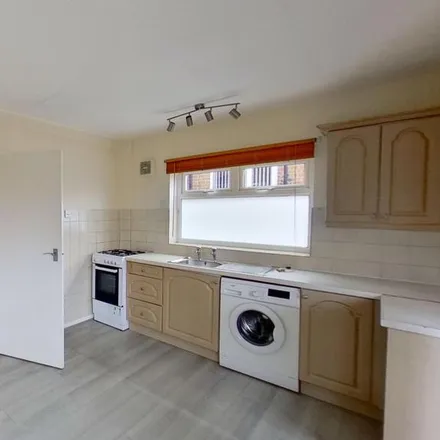 Rent this 2 bed duplex on Westmoor Rise in Pudsey, LS13 3DB