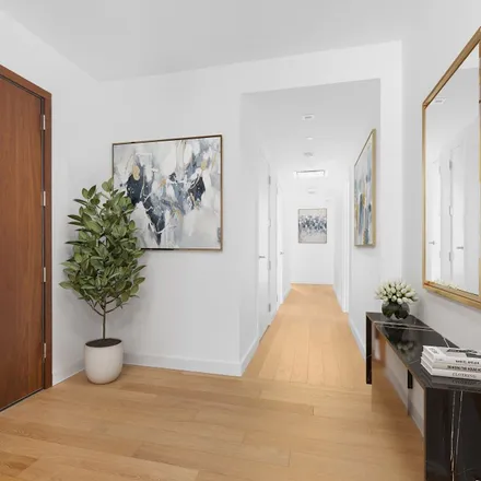 Rent this 3 bed apartment on 356 East 89th Street in New York, NY 10128