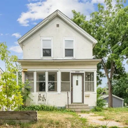 Buy this 4 bed house on 2210 North James Avenue in Minneapolis, MN 55411