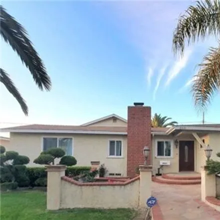 Buy this 4 bed house on 2631 Cerritos Avenue in Anaheim, CA 92804
