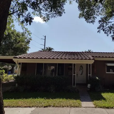Rent this 2 bed house on 1281 North 30th Road in Hollywood, FL 33021