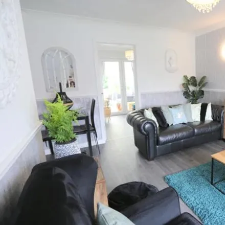 Image 3 - Poolhill Close, Longton, ST3 2QF, United Kingdom - Duplex for sale