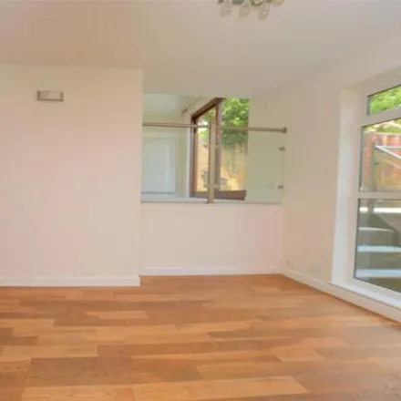 Image 1 - 4 Batts Hill, Redhill, RH1 2DH, United Kingdom - House for rent