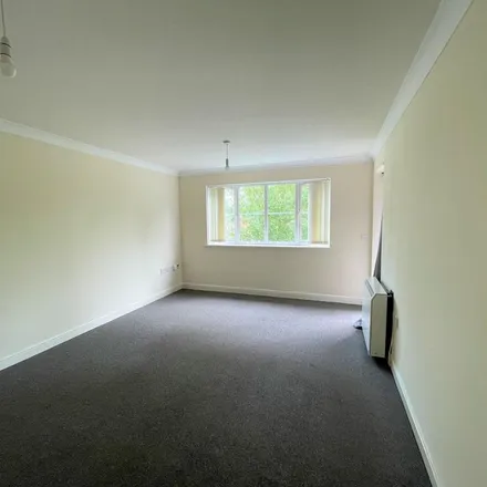 Image 1 - Ironbridge Way, Exhall, CV6 6RD, United Kingdom - Apartment for rent