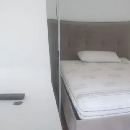 Rent this 2 bed room on Scuola primaria Fabio Filzi in Via Nicolò Barabino, 20139 Milan MI