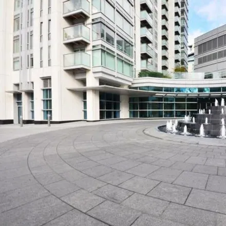 Image 6 - Pan Peninsula, Pan Peninsula Square, Canary Wharf, London, E14 9SL, United Kingdom - Apartment for sale