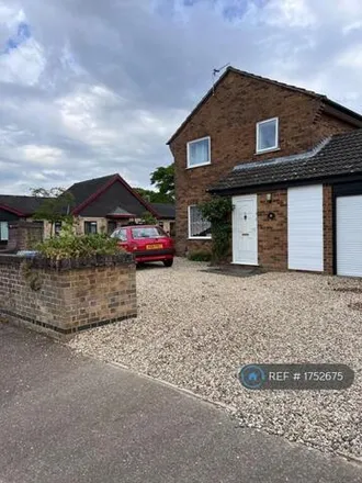 Rent this 6 bed house on 1 The Hedgerows in Norwich, NR5 9BP
