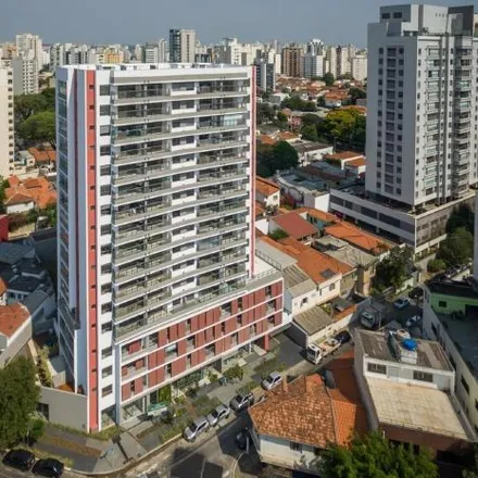 Buy this 2 bed apartment on Rua das Camélias 133 in Mirandópolis, São Paulo - SP