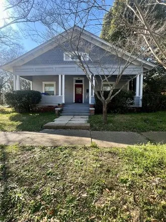 Buy this 3 bed house on 257 North College Avenue in Douglas, GA 31533