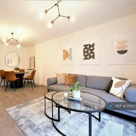 Rent this 2 bed townhouse on Stanmore BOMB site for Enigma decryption in Glanleam Road, London