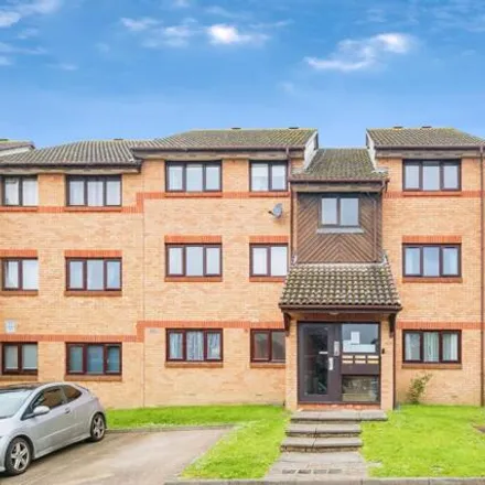 Buy this 1 bed apartment on Tucker Road in Ottershaw, KT16 0HD