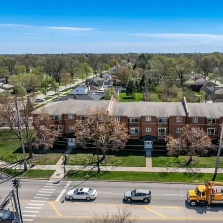 Buy this 2 bed condo on 504 West Central Road in Mount Prospect, IL 60056