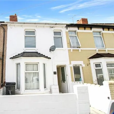 Buy this 3 bed townhouse on Florence Street in Swindon, SN2 1BA