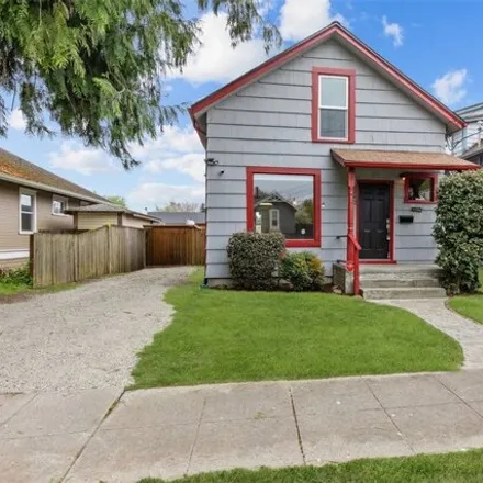 Buy this 3 bed house on 1378 South State Street in Tacoma, WA 98405