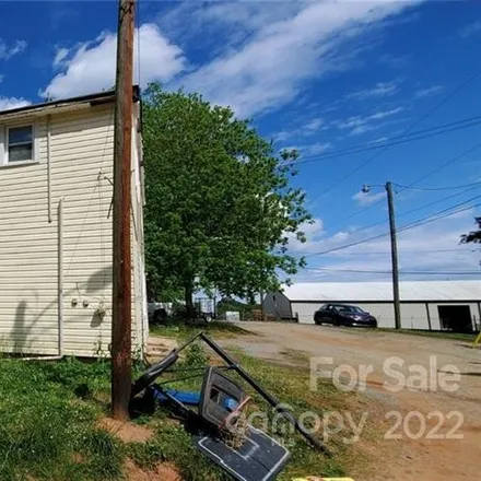 Image 4 - 200 Beam Street, Gastonia, NC 28052, USA - Duplex for sale