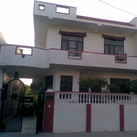 Rent this 2 bed house on Jaipur in Chitrakoot - Sector 1, IN