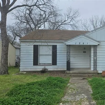 Rent this 2 bed house on 1240 San Patricio Drive in Reinhardt, Dallas