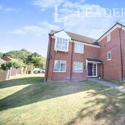 Rent this studio apartment on 22 Hillyfields in Dunstable, LU6 3NS