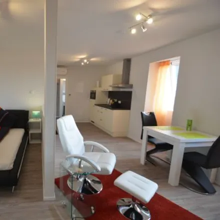 Rent this studio apartment on Schulstraße 5 in 65479 Raunheim, Germany