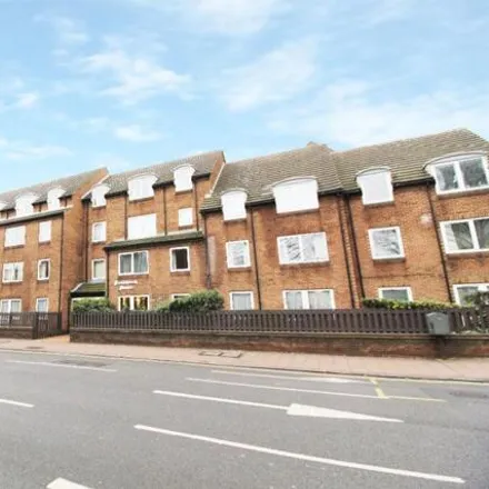 Rent this 1 bed room on Homebrook House in 1 Cardington Road, Bedford