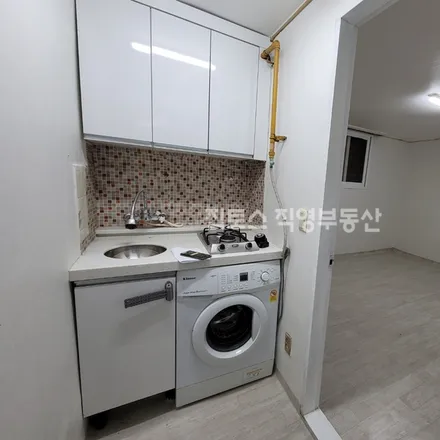 Image 7 - 서울특별시 서초구 반포동 715-34 - Apartment for rent