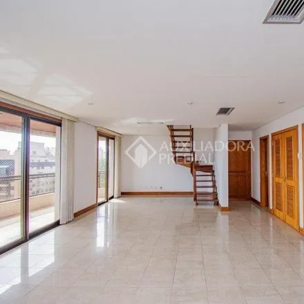 Rent this 3 bed apartment on PF Cabral / Ramiro Barcelos in Rua Cabral 15, Rio Branco